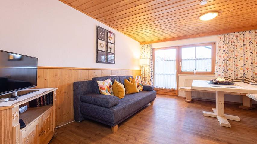 Ferienwohnung für 2 Personen, mit Garten und Balkon im Stubaital - 2