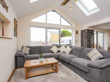 Cottage for 6 People in Rhosneigr, Isle of Anglesey, Photo 2