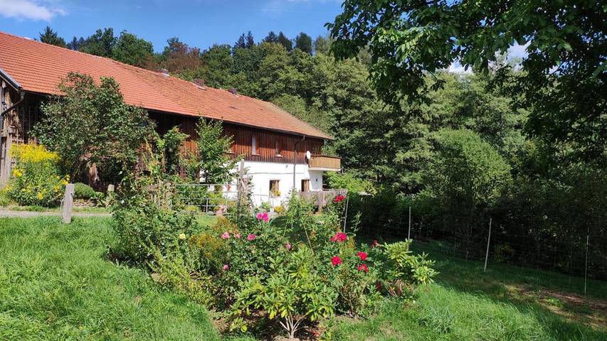 Ferienwohnung für 4 Personen, mit Garten und Ausblick