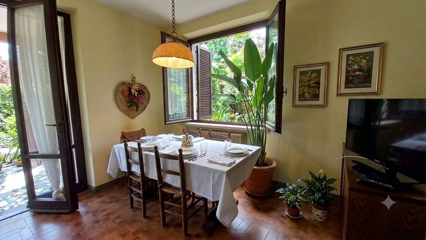 Apartment mit Swimmingpool in der Nähe des Lago in Lesa, Lago Maggiore (Piemont)