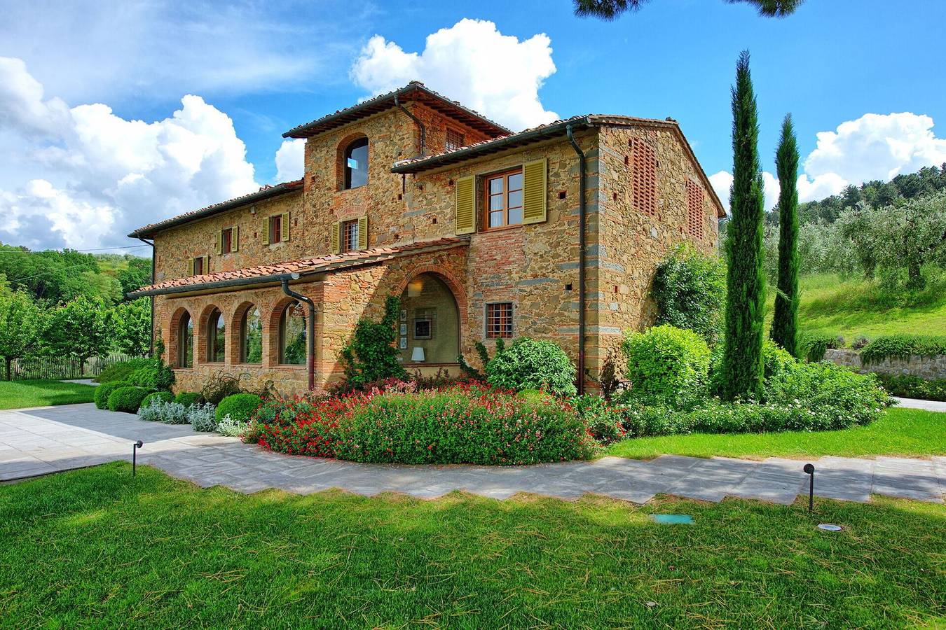 Villa für 14 Personen mit Terrasse in Serravalle Pistoiese, Pistoia Provinz