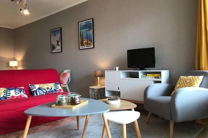 Gîte pour 3 personnes, avec vue sur le lac ainsi que balcon et vue dans Port d'Albigny - 3