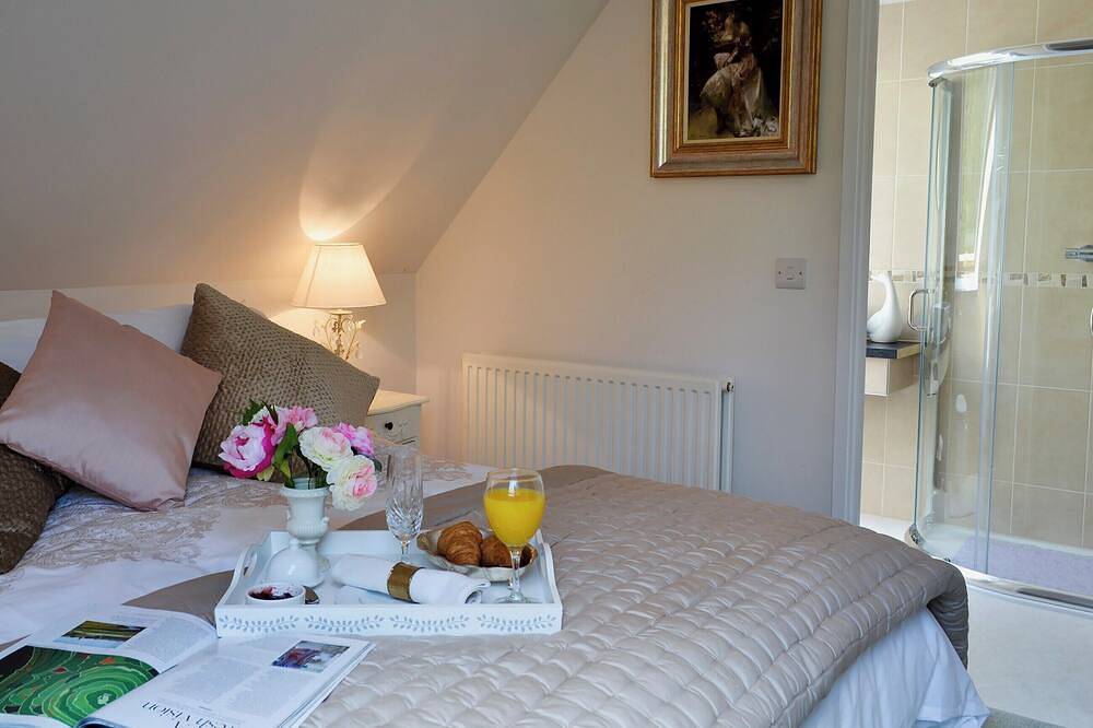 2 Schlafzimmer Unterkunft in Ardingly, near Haywards Heath in West Hoathly, West Sussex