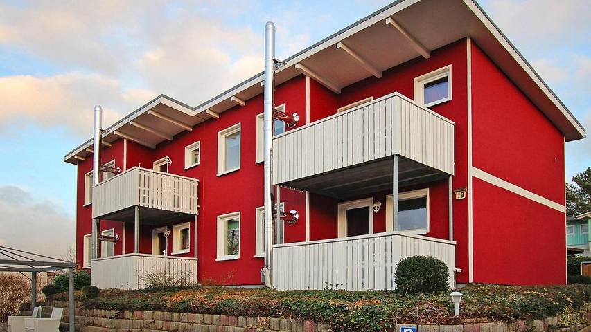 Ferienwohnung für 2 Personen, mit Seeblick und Garten sowie Balkon, mit Haustier in Zislow
