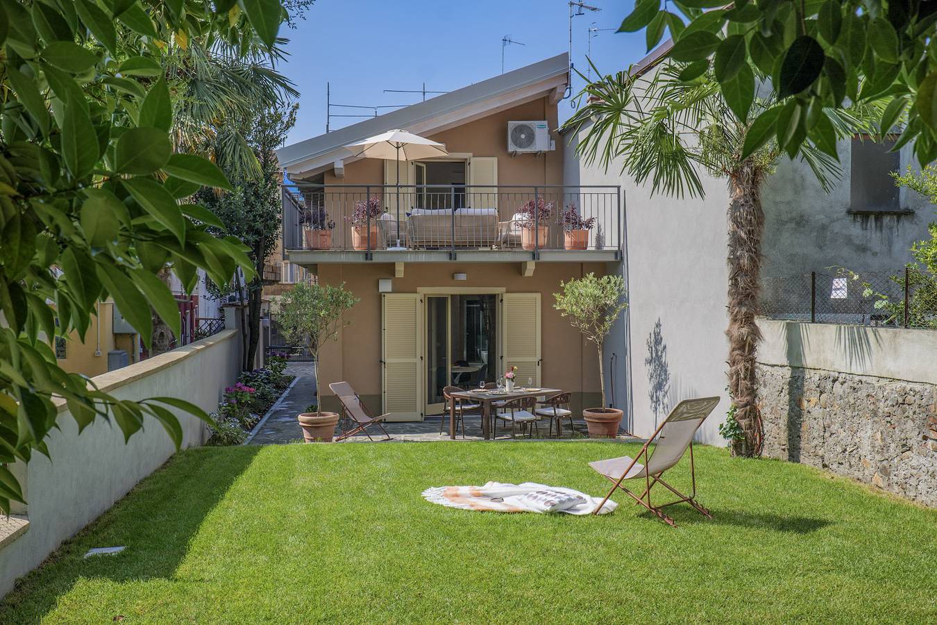 Villetta Gialla in Intra (Verbania), Comune di Verbania