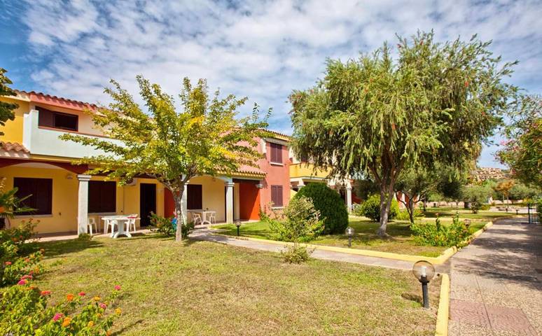 Appart’hôtel pour 4 personnes, avec piscine et terrasse, animaux acceptés