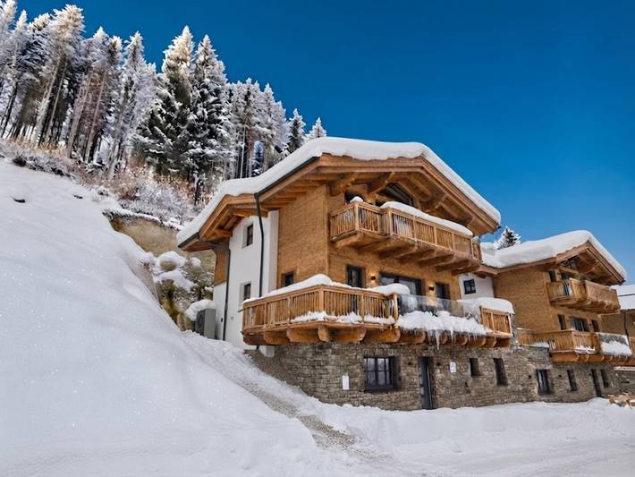 Chalet für 12 Personen, mit Balkon und Terrasse sowie Sauna im Pongau