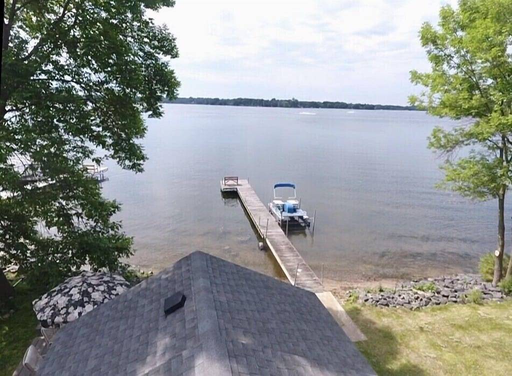 Sunset Point West facing cottage. Amazing spot Right on the water!!! in Chisago County