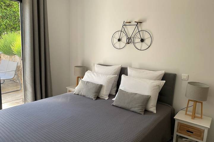 Location de vacances pour 4 personnes, avec jardin à Châteauneuf-Grasse - 2