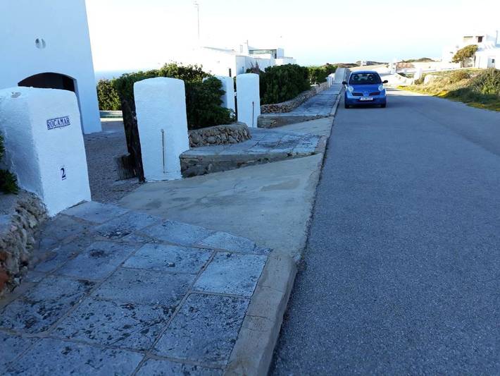 Location de vacances pour 21 personnes, avec piscine ainsi que jardin et vue, animaux acceptés à Cala Morell - 4