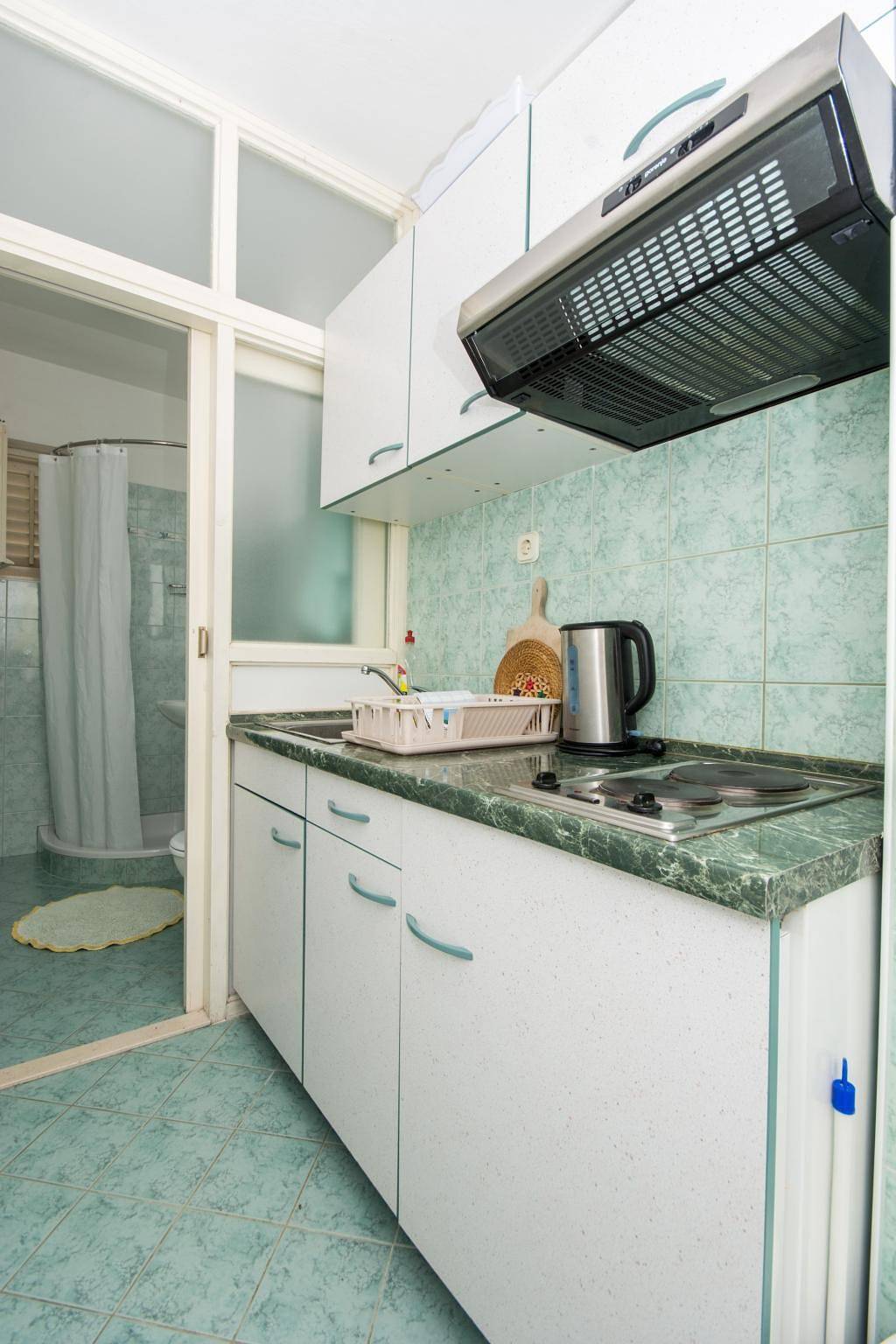 Helt studio, Apartments & Rooms Jokovic-Deluxe Studio Apartment with Terrace and Partial Sea View (Soba 6) in Općina Župa dubrovačka, Dubrovnik-Neretva
