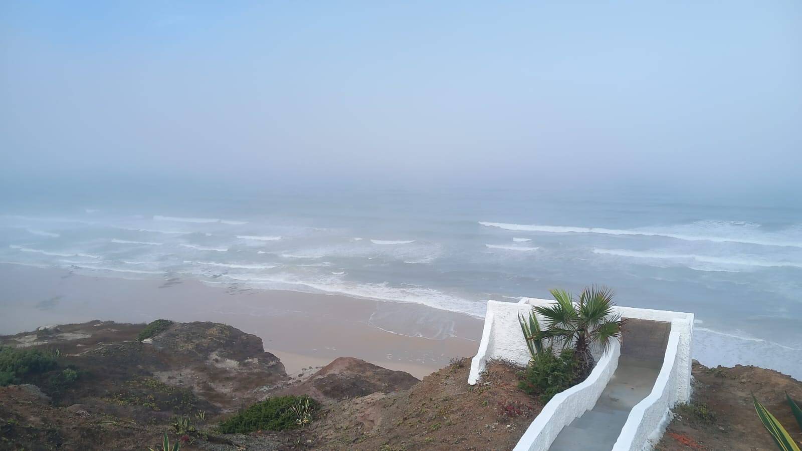 Casa Vacanze 'Da Praia Valmitão' con Vista Mare, Piscina Privata e Wi-Fi in Ribamar, Distretto di Lisbona