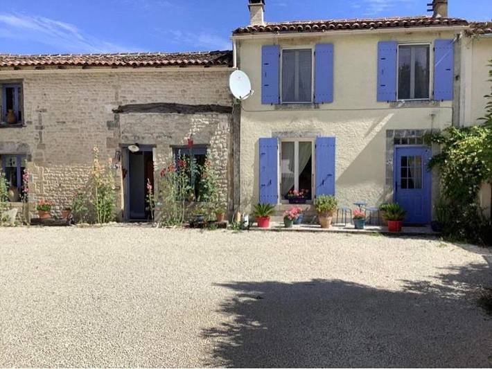 Chambre d’hôte pour 4 personnes, avec vue et terrasse
