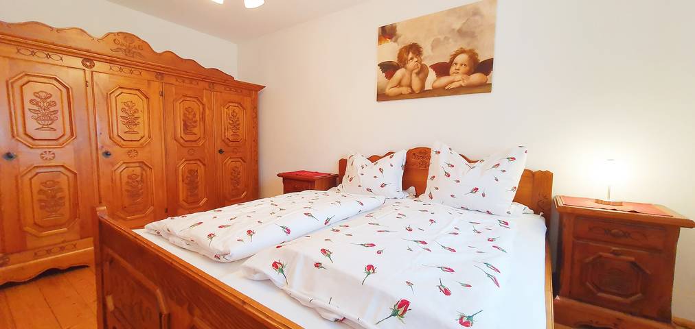 Maschtlhof - Ferienwohnung f. 2-4 Pers. (58qm),1 Schlafzimmer, Wohnraum mit Schlafcouch, Erdgeschoß in Grassau, Chiemsee
