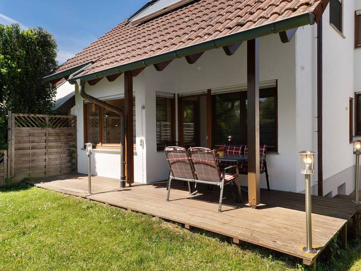 Ferienhaus für 8 Personen, mit Terrasse in Rhein (Deutschland)