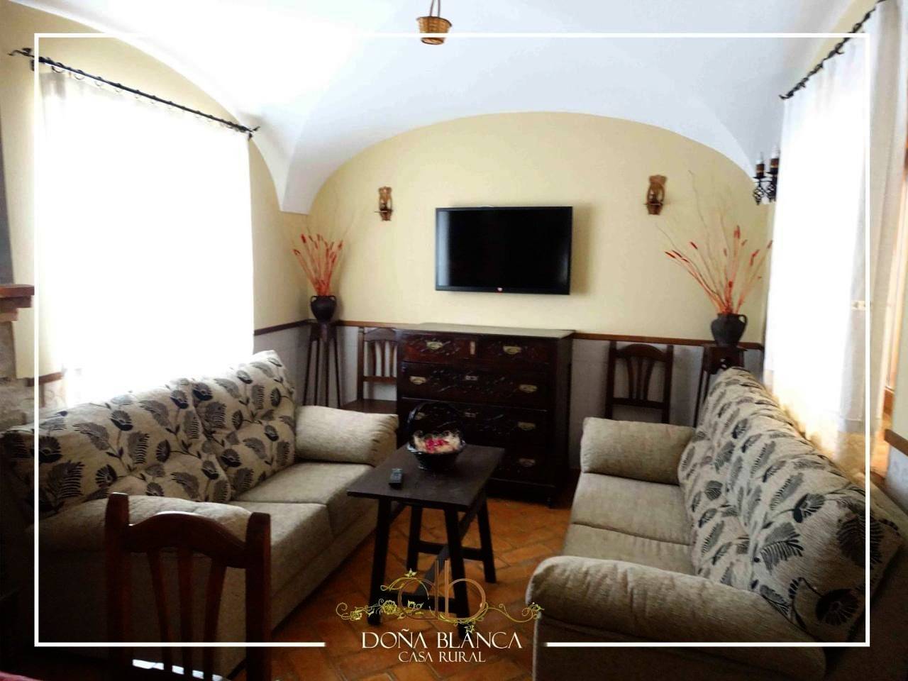 Casa Rural Doña Blanca in Santa Cruz de la Sierra, Provincia de Cáceres