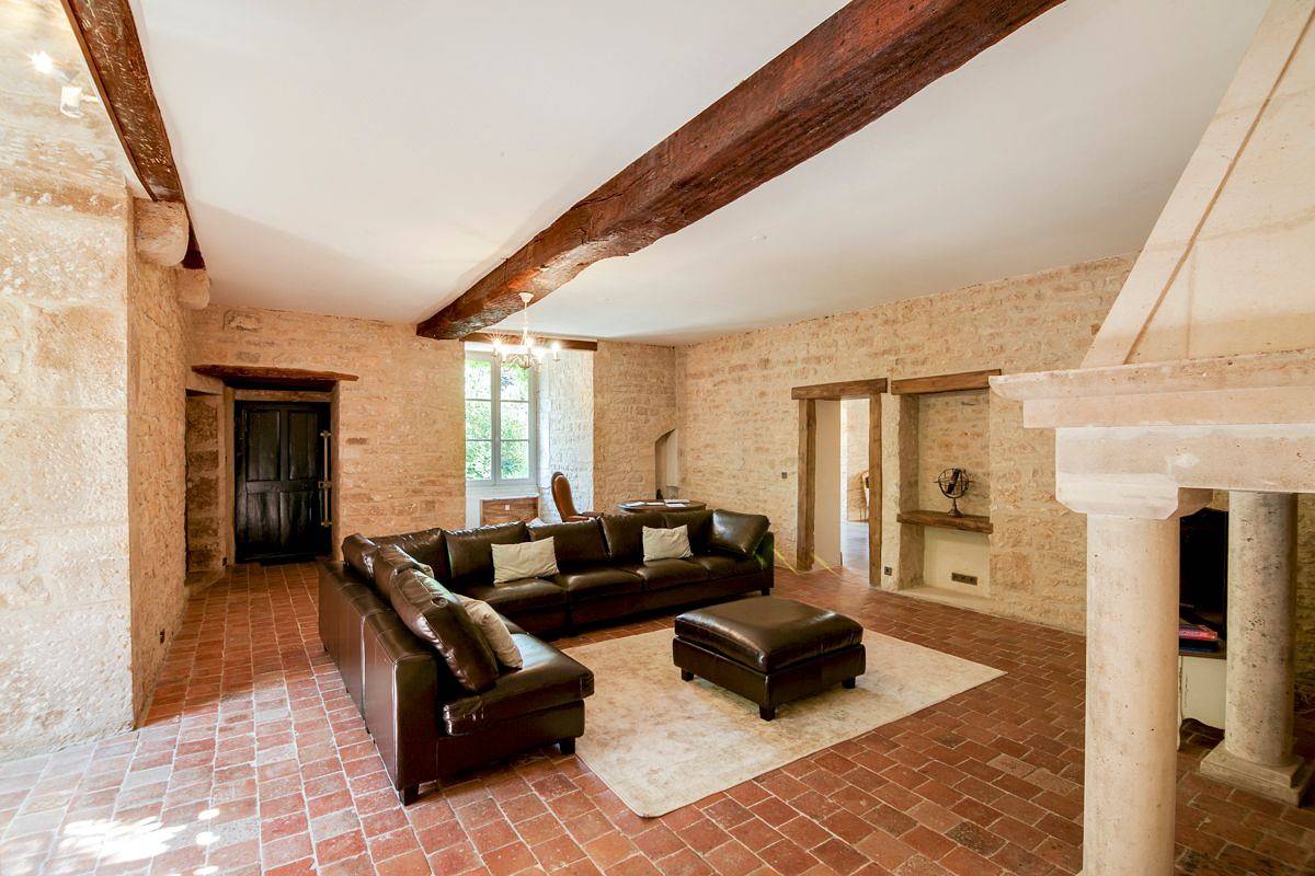 Château pour 14 personnes avec piscine in Châtel-Gérard, Arrondissement d'Avallon