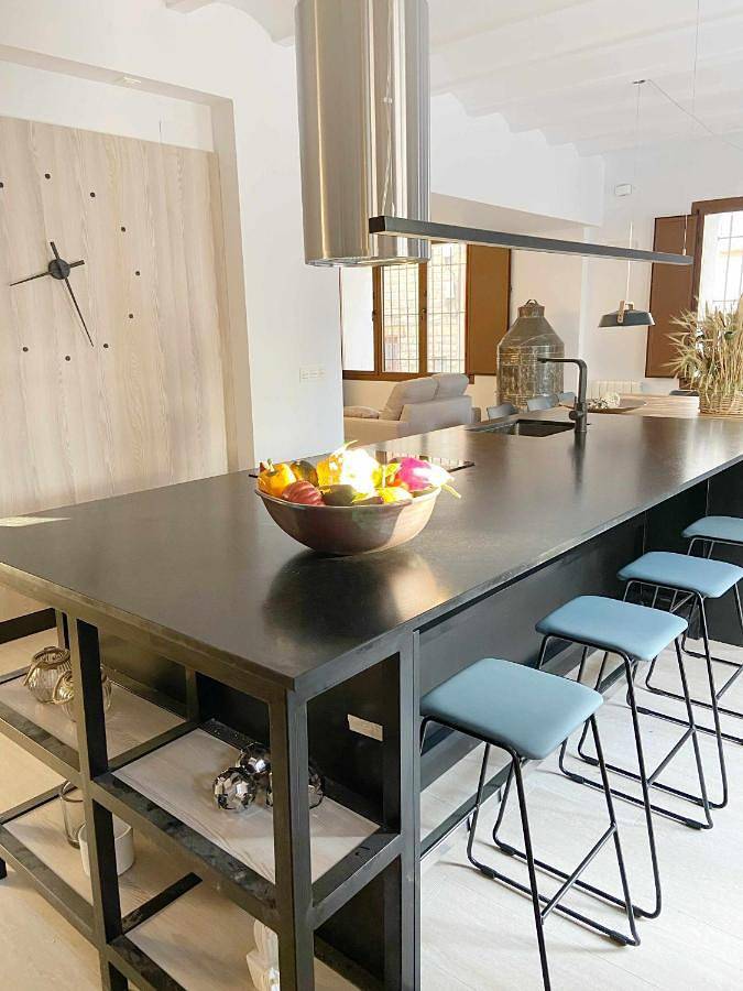 Casa rural para 15 personas, con piscina y jardín en Albentosa