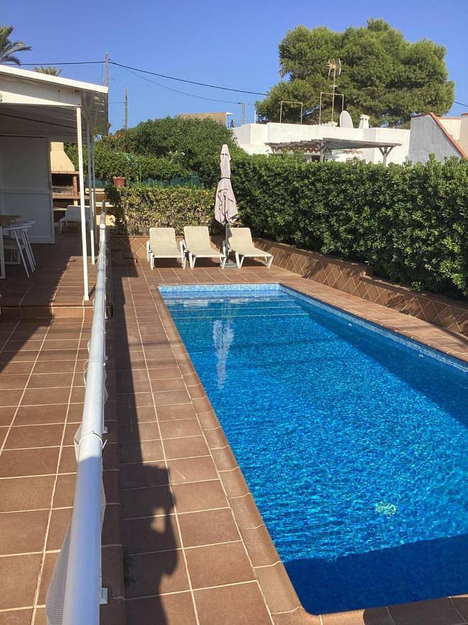 Villa für 5 Personen, mit Garten und Pool - 1