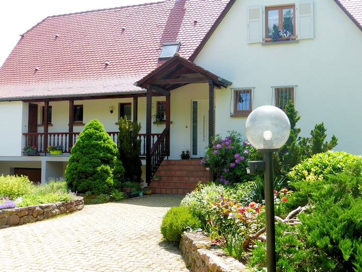 Gîte pour 2 personnes, avec jardin et terrasse à Marckolsheim