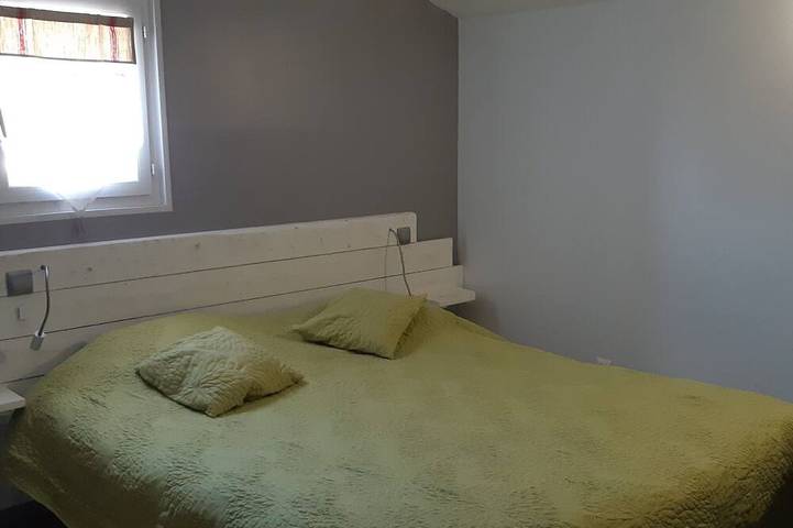 Gîte pour 4 personnes, avec jacuzzi et terrasse ainsi que piscine et jardin à Arles - 2