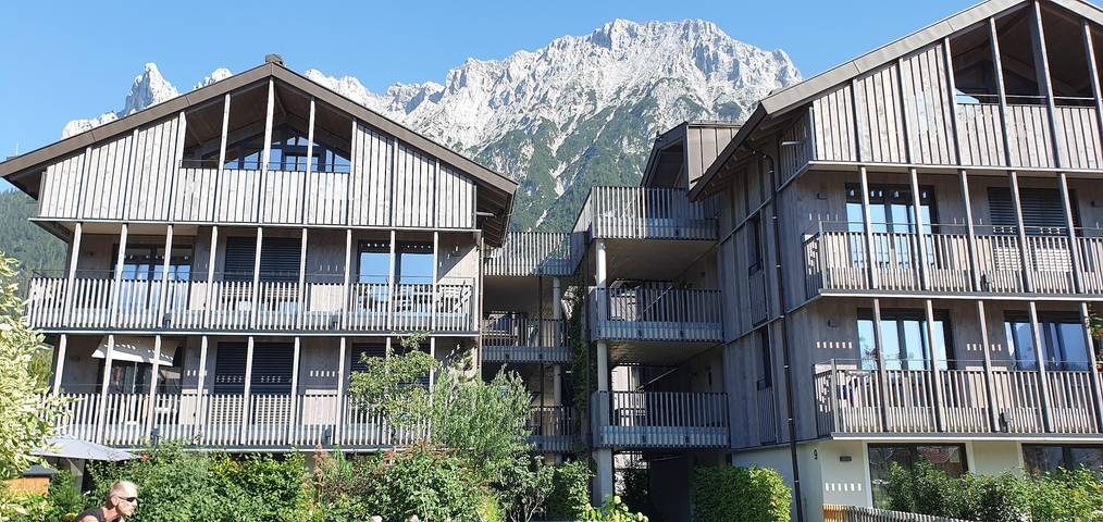 Hütte für 5 Personen, mit Terrasse und Ausblick im Mittenwald