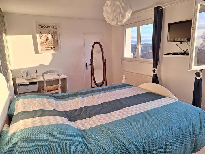 Chambre d’hôte pour 2 personnes, avec vue ainsi que jardin et terrasse à Trouville-sur-Mer - 4