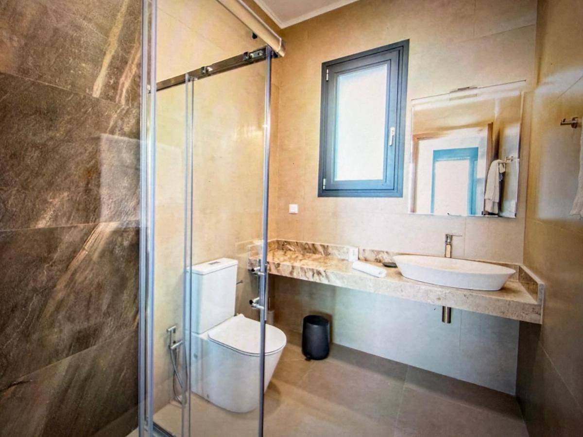 Fantastic Villa Private Pool in Desenzano del Garda, Prealpi Gardesane