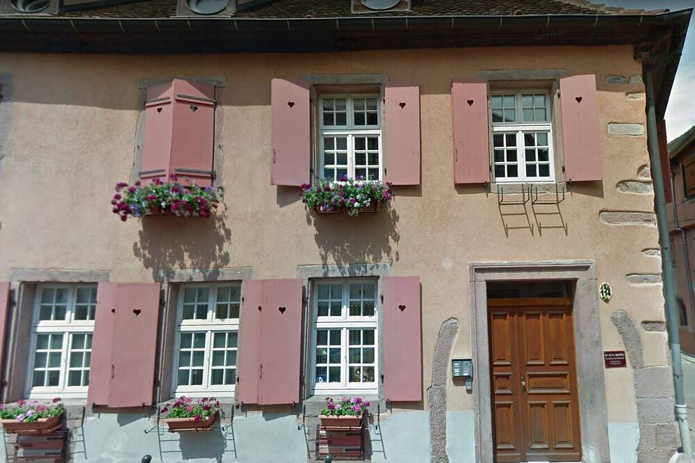 Entire apartment, 90m2 gîte coconing, between Colmar and Strasbourg, on the beautiful Route des Vins in Ribeauvillé, Parc naturel régional des Ballons des Vosges