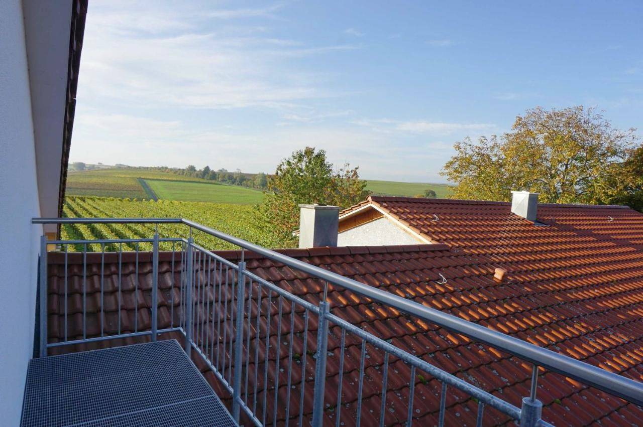 Ganze Wohnung, Two-Bedroom Apartment in Lauffen am Neckar, Kraichgau