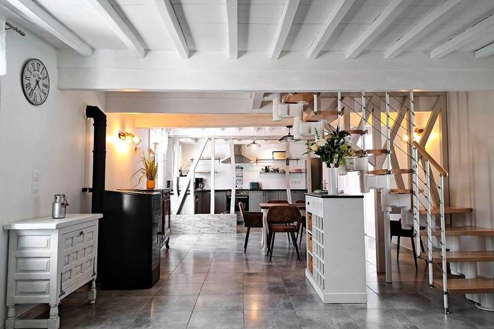 Gîte pour 6 personnes, avec jardin