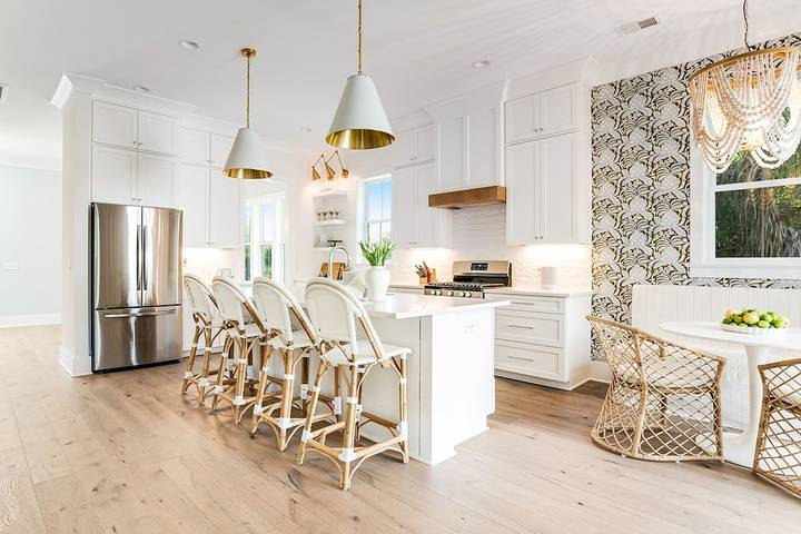 Vacation rental for 14 people, with yard and terrace in Edisto Island