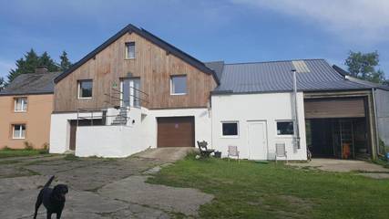 Gîte pour 6 personnes, avec vue et jardin, animaux acceptés à Léglise