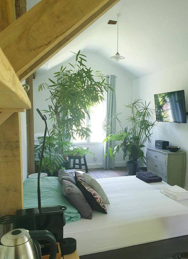 Chambre d’hôte pour 2 personnes, avec Terrasse ainsi que Jardin et Vue