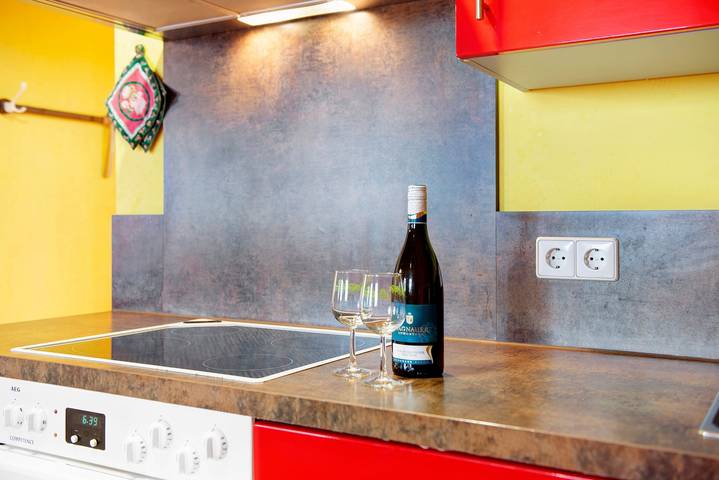 Entire apartment, Saupp Apartment with Garden and Wi-Fi in Kippenhausen, Immenstaad am Bodensee