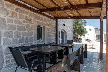 Villa for 10 People in Peljesac, Croatian Adriatic, Photo 4