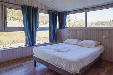 Gîte pour 12 Personnes dans Vallon-Pont-d'Arc, Gorges de l’Ardèche, Photo 4