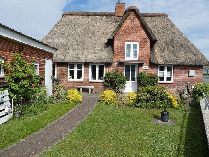 Ferienhaus für 4 Personen, mit Garten in Langenhorn