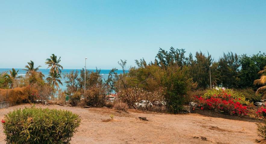 Gîte pour 4 personnes, avec jardin et vue dans Plage de Trou d'eau - 2