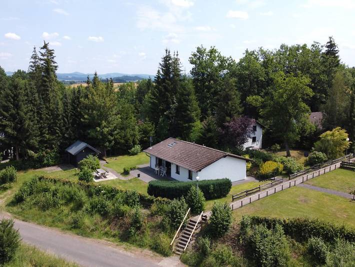 Ferienhaus für 4 Personen, mit Garten in der Vulkaneifel