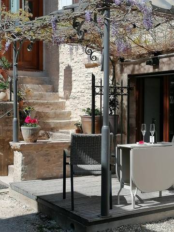 Chambre d’hôte pour 2 personnes, avec terrasse à Savigny-lès-Beaune
