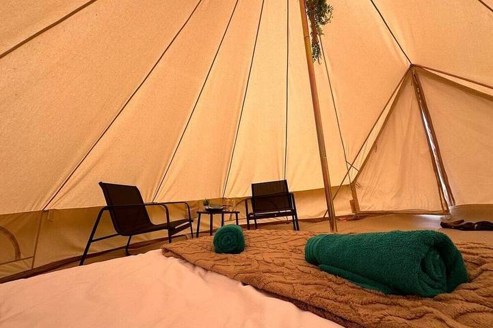 Appartement entier, Barn Owl Tent in Meadow in Buckinghamshire