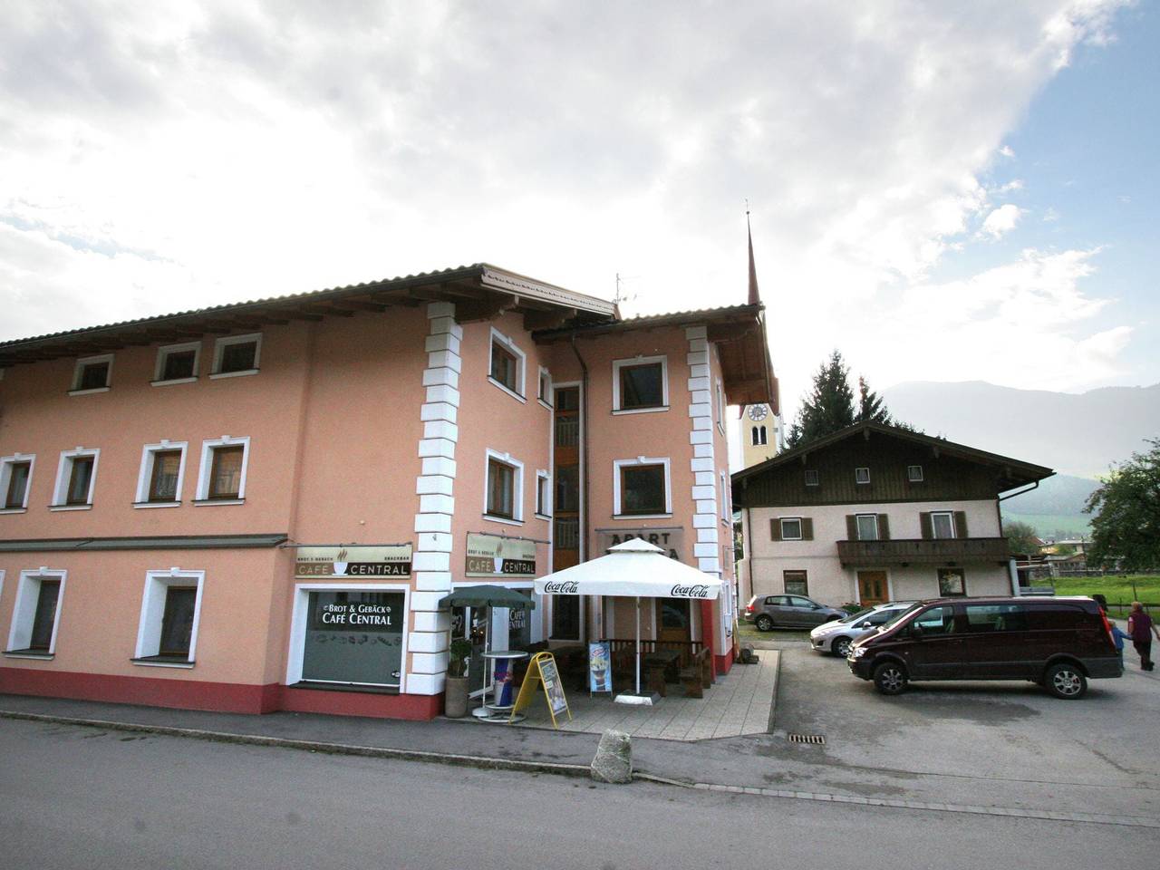 Geheel appartement, Appartement in Uderns bij Hochzillertal Lift in Tux Alps, Uderns