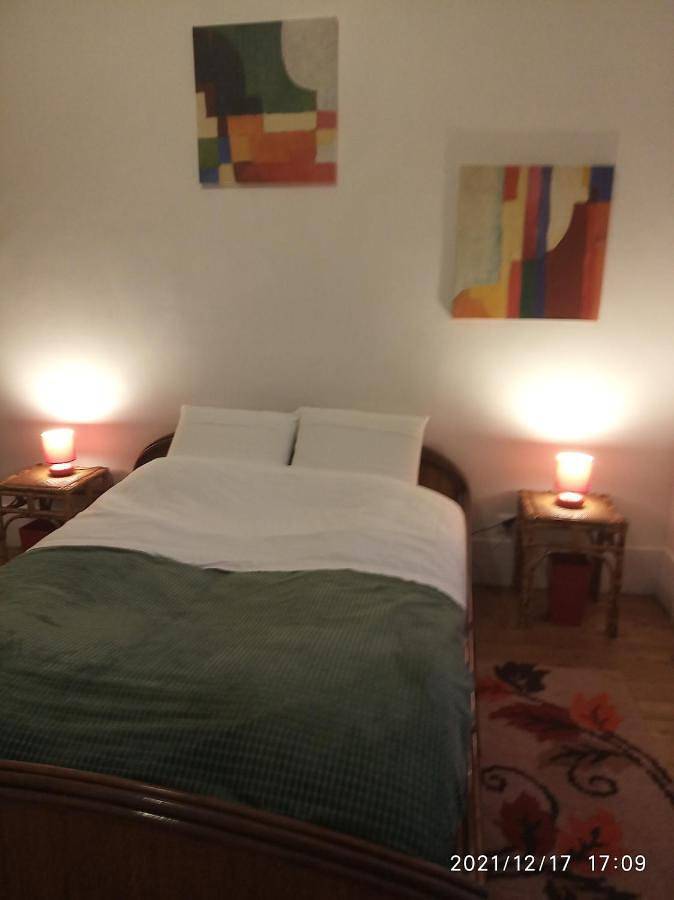 Gîte pour 2 personnes, avec terrasse à Luzy - 3