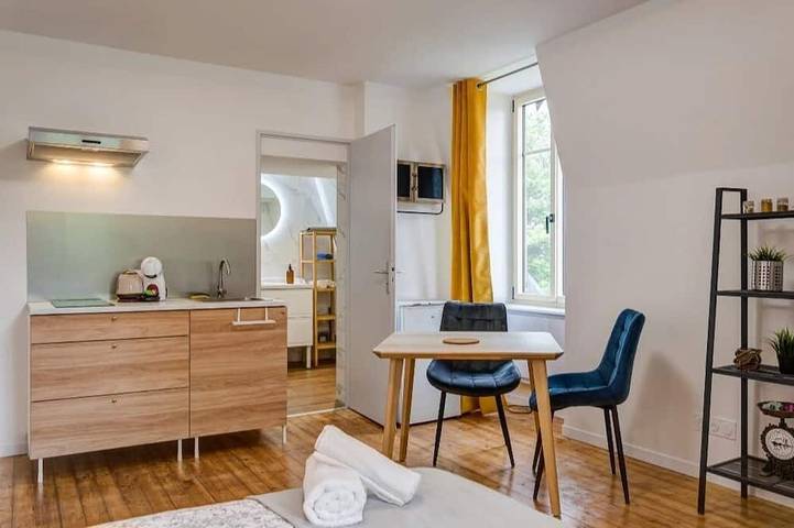 Gîte pour 2 personnes dans Mont-sous-Vaudrey - 3