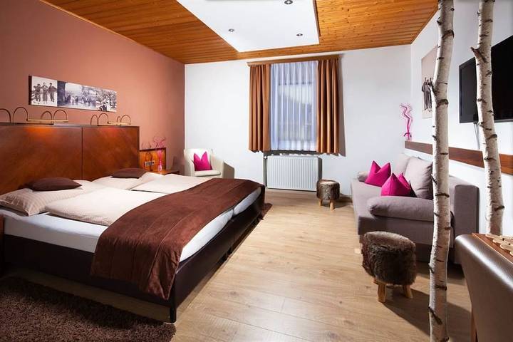 Apartamento vacacional entero, Doppelzimmer mit Zusatzbett , Dusche, Wc in Hallein, Tennengau