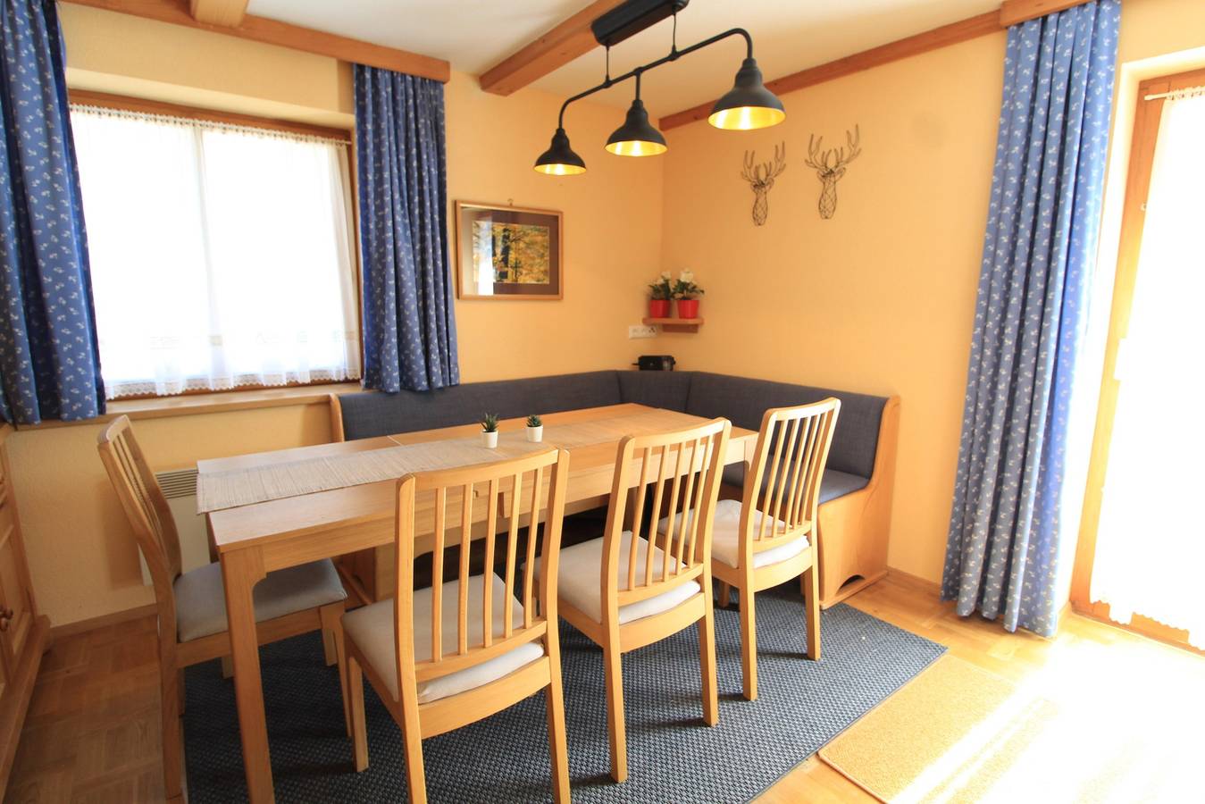 Ganze Ferienwohnung, Chalet Schwalbennest in Bach (Kärnten), Bad Kleinkirchheim