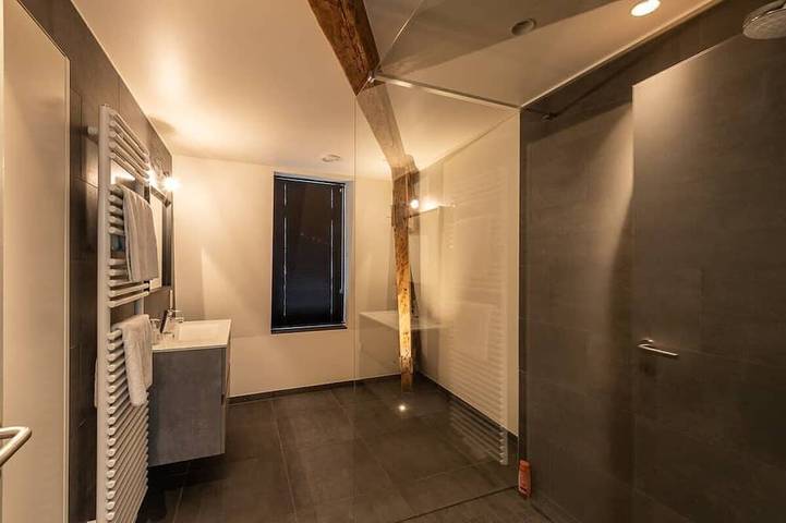 Appartamento intero, Spacious Duplex Close to all Cultural Sites in Brussel, Brussel e dintorni