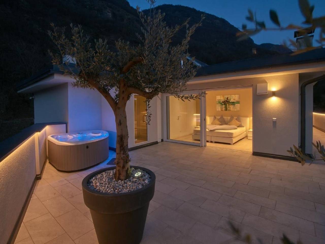 Ganze Wohnung, Residence Olivi - Luxury Apartment Penthouse in Burgstall, Sarntaler Alpen