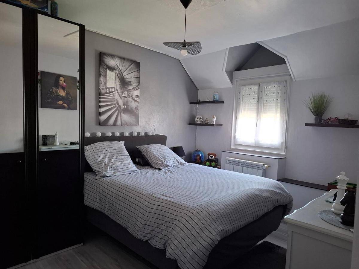 Chambre avec Sdb privative et parking Moto ou Vl in Romorantin-Lanthenay, Sologne